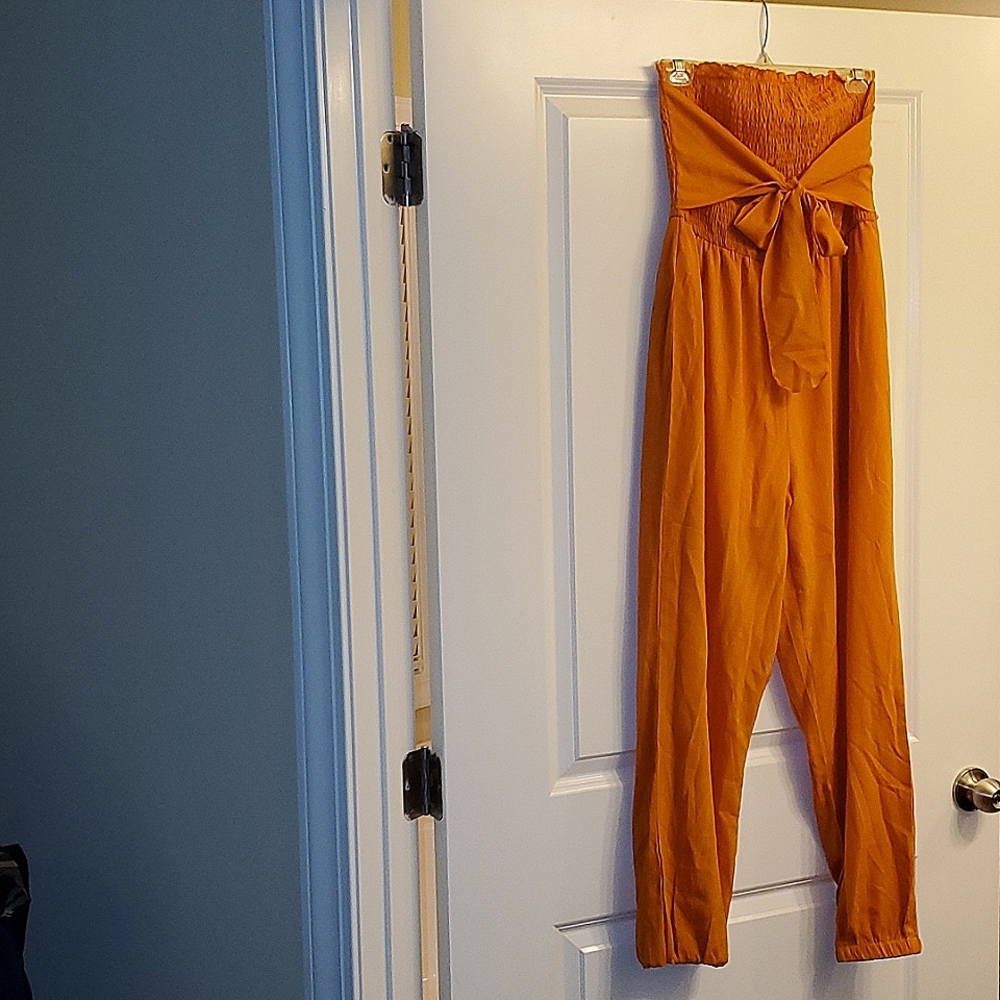 Strapless orange jumpsuit-Shein size